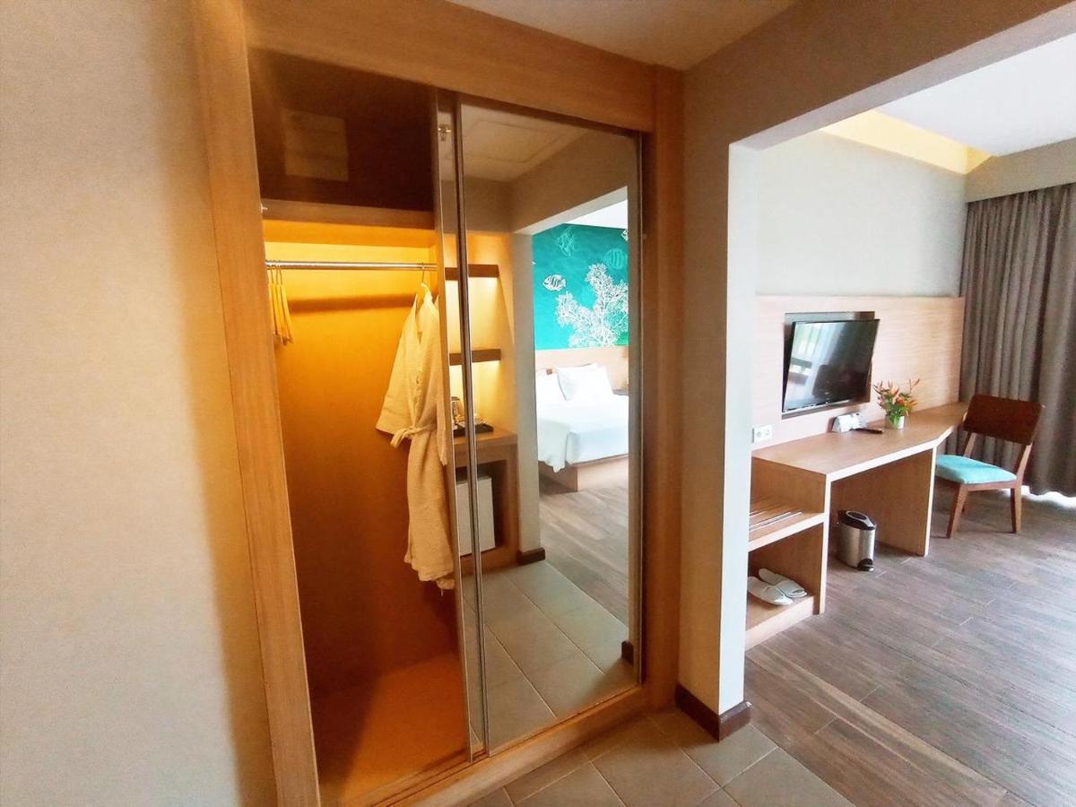 Manado Tateli Resort And Convention Экстерьер фото