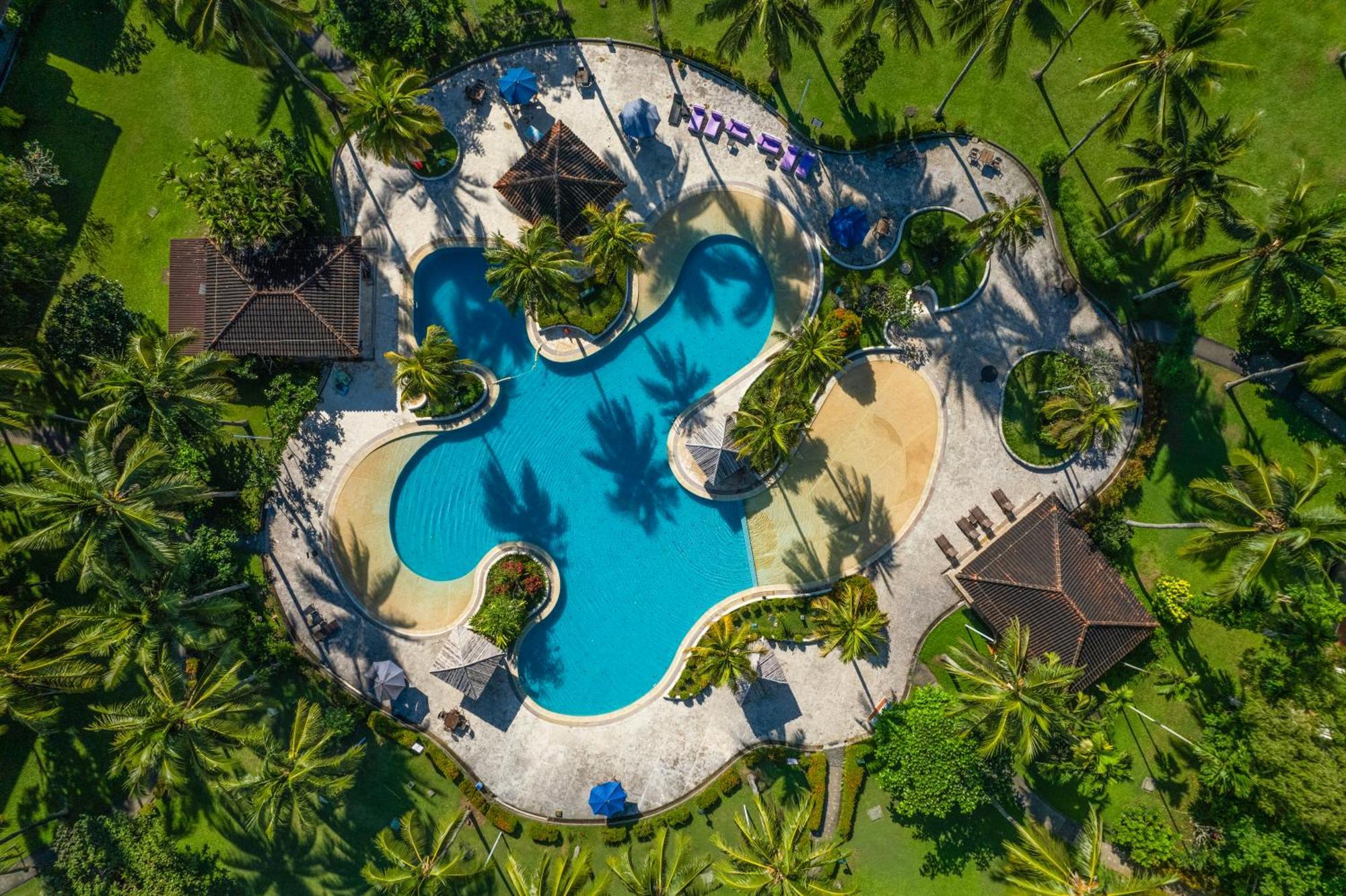 Manado Tateli Resort And Convention Экстерьер фото